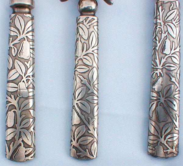 EMBOSSED 1882 Pears Pattern details