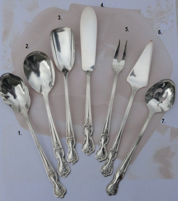 Inspiration-Magnolia 1951 Serving Pieces Detail