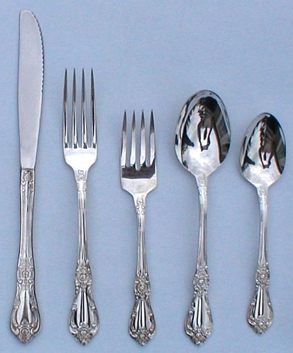 Oneida USA Vanessa aka Francesca place setting